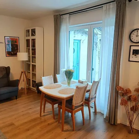 アパート V Zahrade