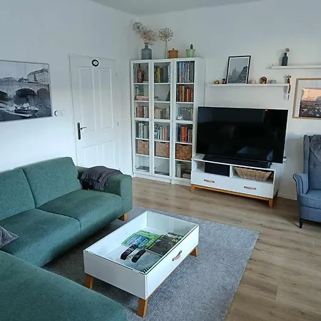 V Zahrade * Pressburg